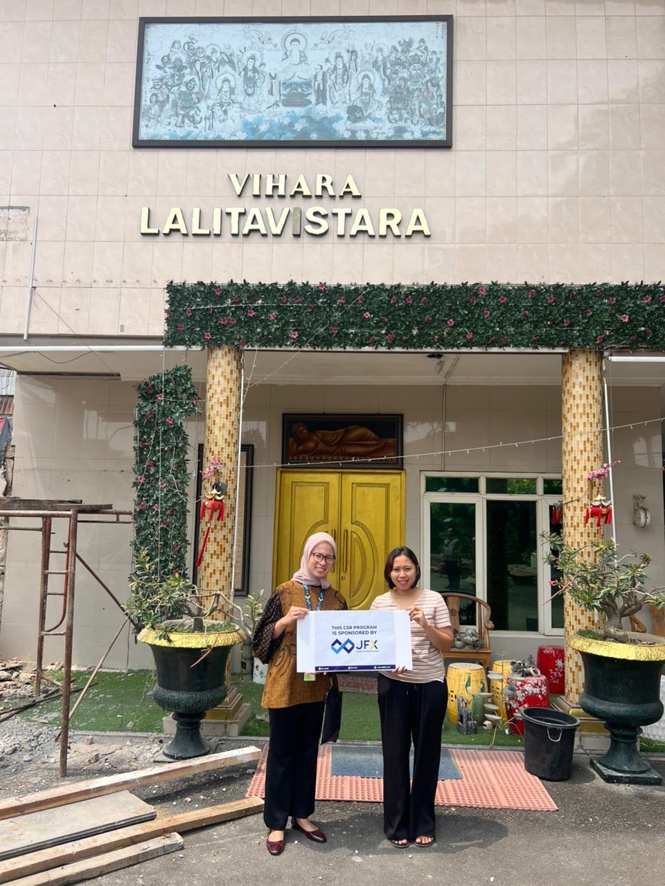 Jakarta Futures Exchange (JFX) Conducts CSR Activities at Two Temples in Celebration of Lunar New Year 2026